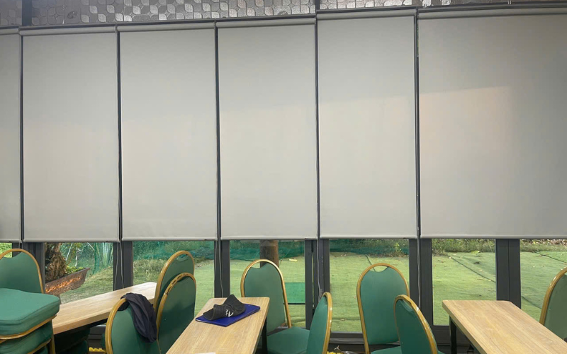 Rèm cuốn chống nắng 100% Blackout 